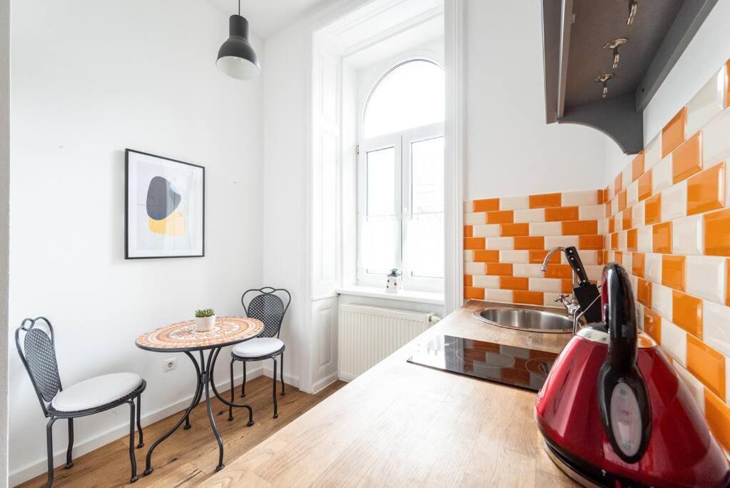 Appartamento Lite 1Br Near Metro & Center By Hm Vienna Esterno foto