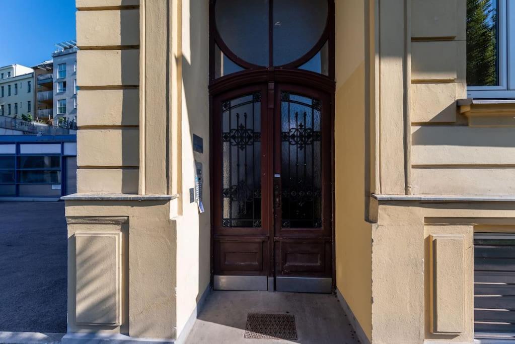Appartamento Lite 1Br Near Metro & Center By Hm Vienna Esterno foto