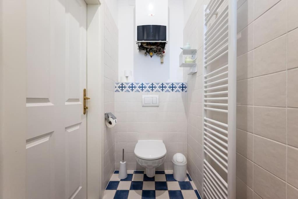 Appartamento Lite 1Br Near Metro & Center By Hm Vienna Esterno foto